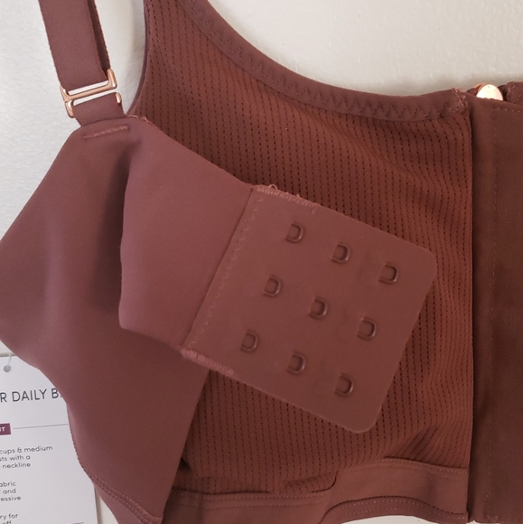 Sports Bra - Picture 3 of 5